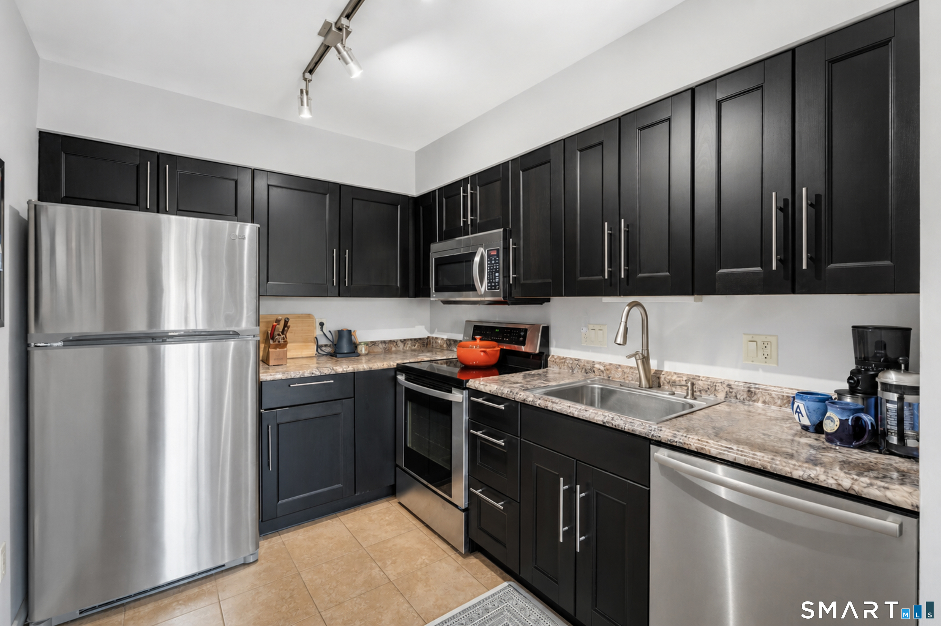 451 Thoreau Street Branford CT 06405