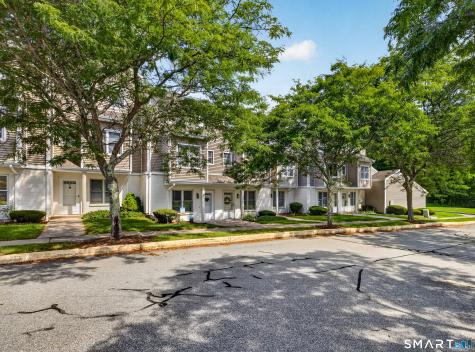 73 Cobblestone Drive Groton CT 06340