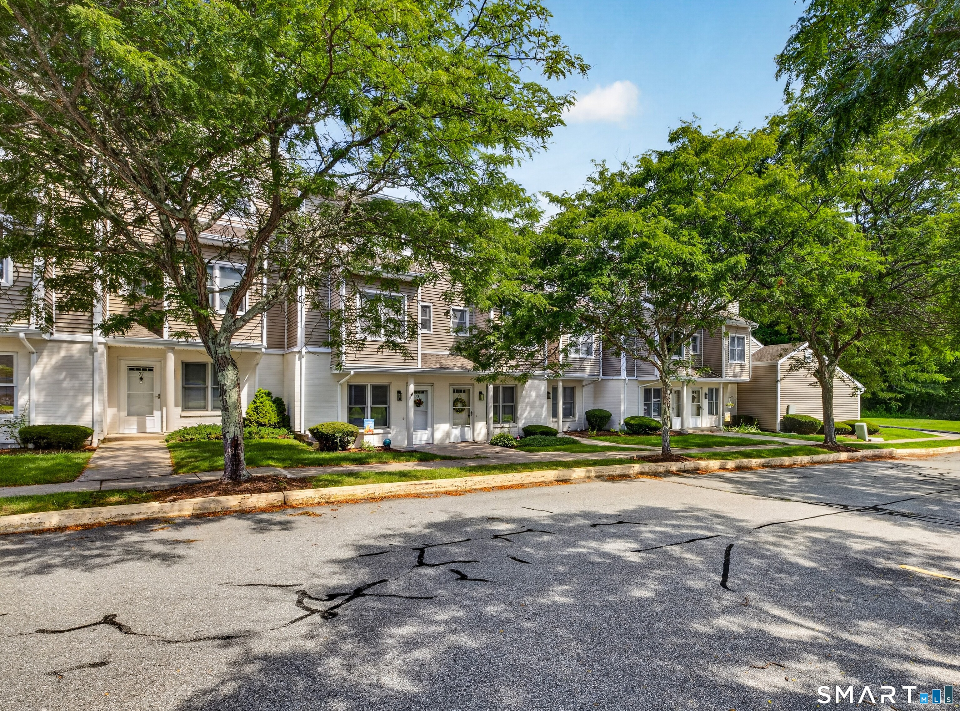 73 Cobblestone Drive Groton CT 06340