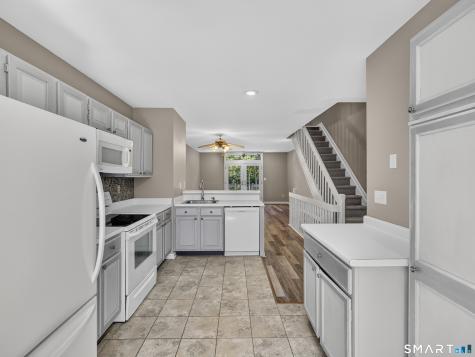 73 Cobblestone Drive Groton CT 06340