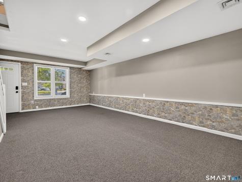73 Cobblestone Drive Groton CT 06340