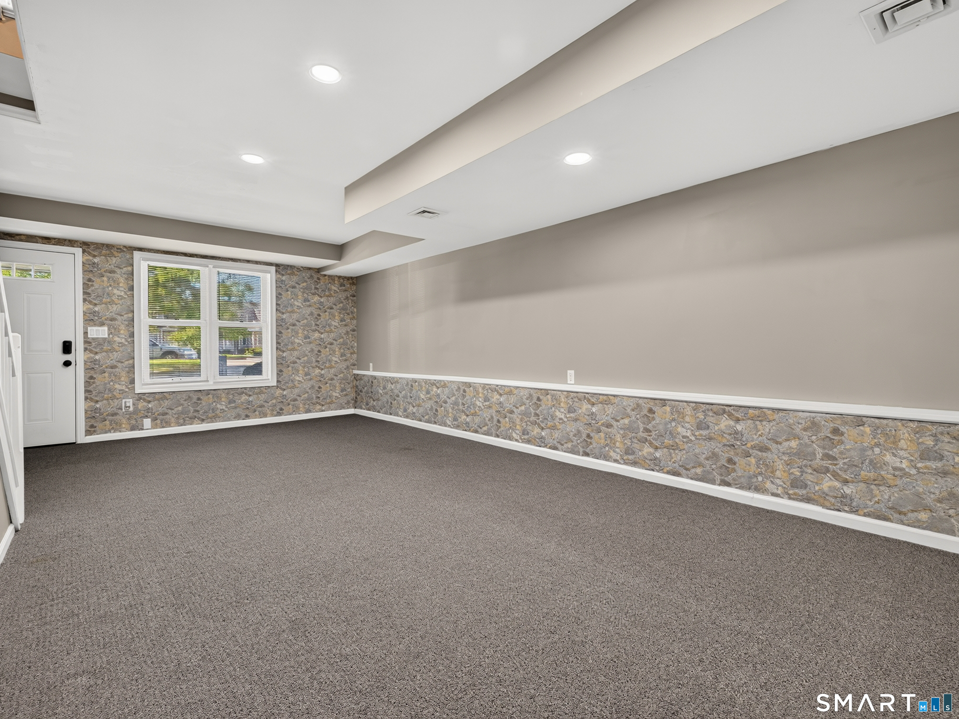 73 Cobblestone Drive Groton CT 06340