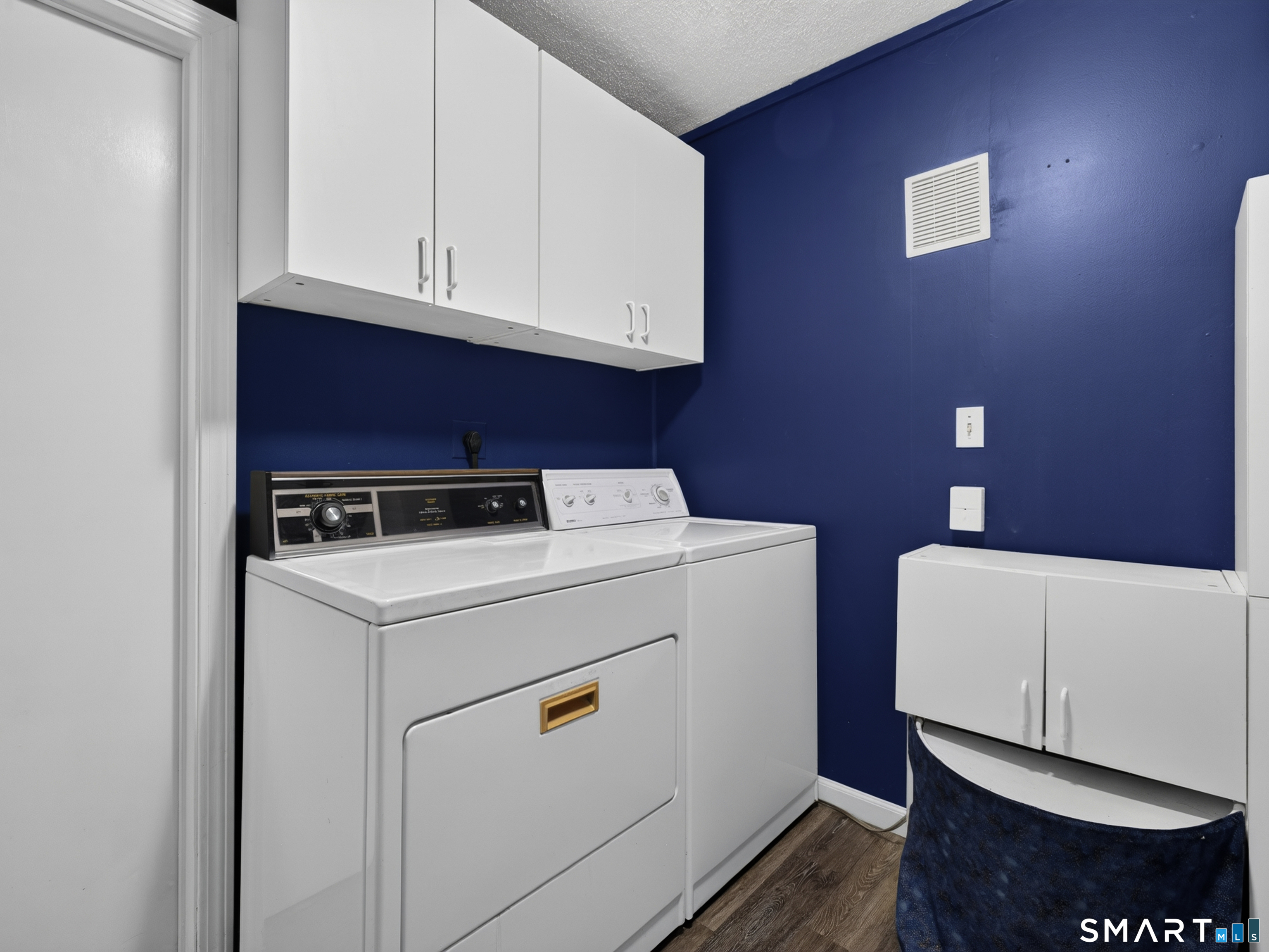 73 Cobblestone Drive Groton CT 06340
