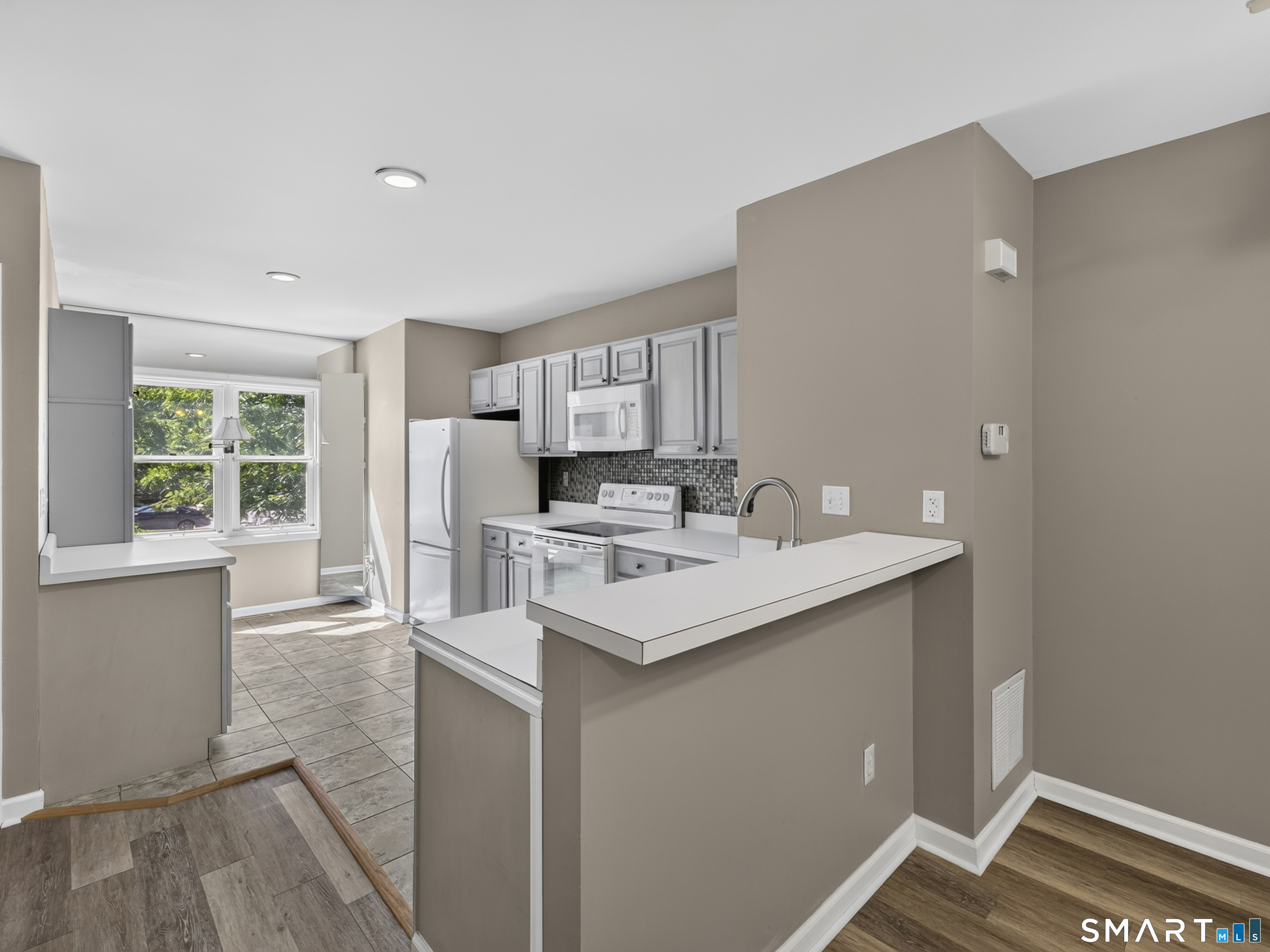 73 Cobblestone Drive Groton CT 06340