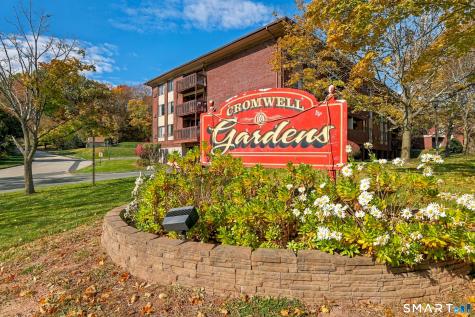 1207 Cromwell Hills Drive Cromwell CT 06416