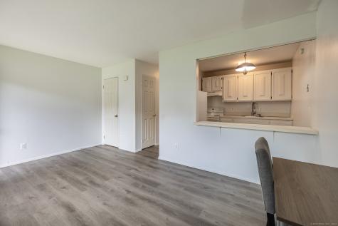 31 Bostwick Arms New Milford CT 06776