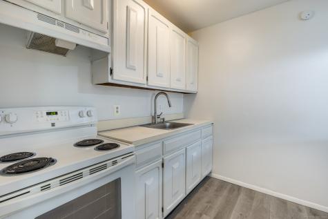 31 Bostwick Arms New Milford CT 06776