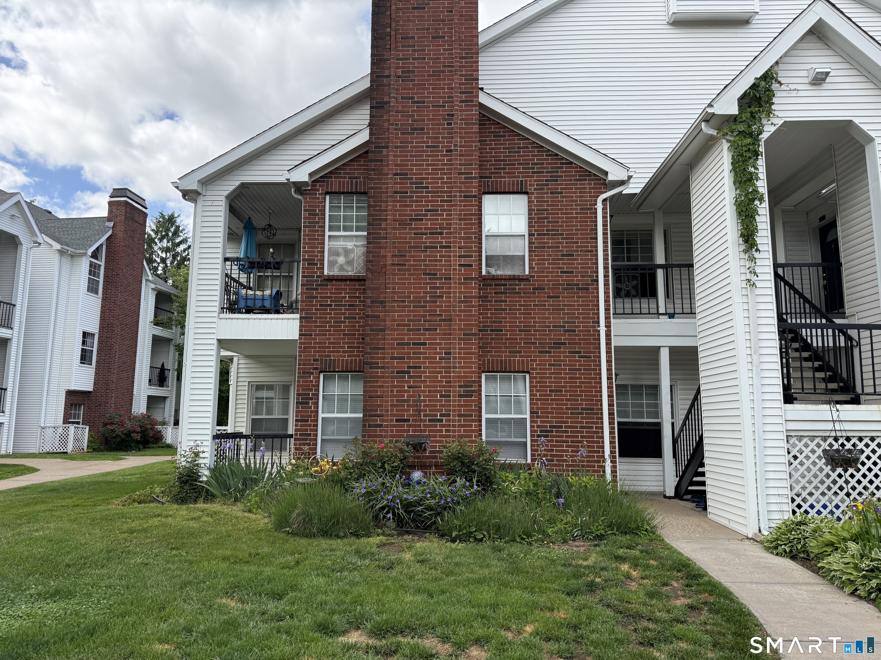 31 High Street East Hartford CT 06118