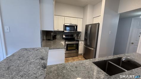 31 High Street East Hartford CT 06118