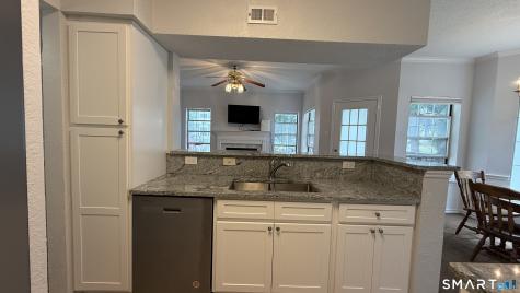 31 High Street East Hartford CT 06118