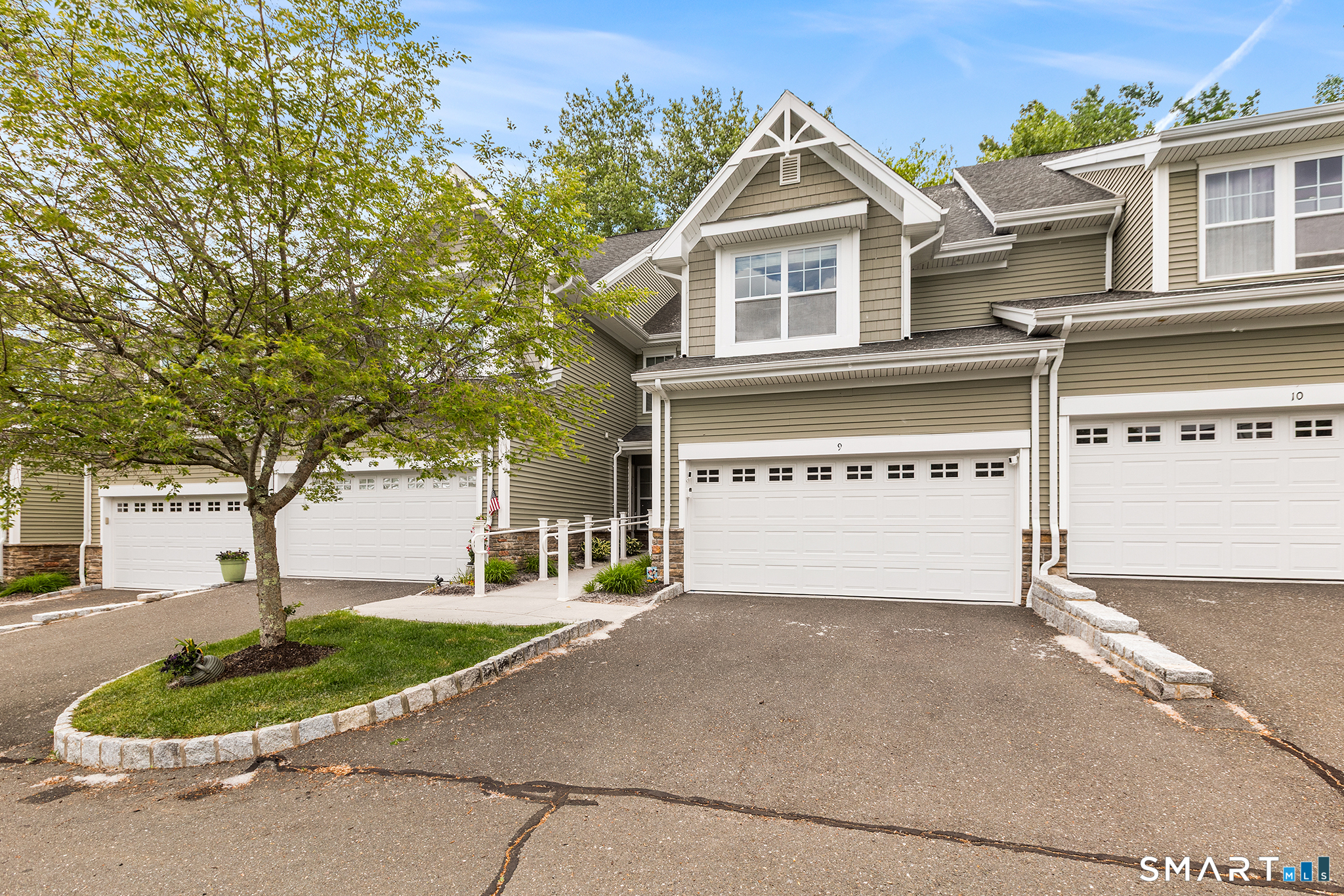 9 Bristol Terrace Danbury CT 06810