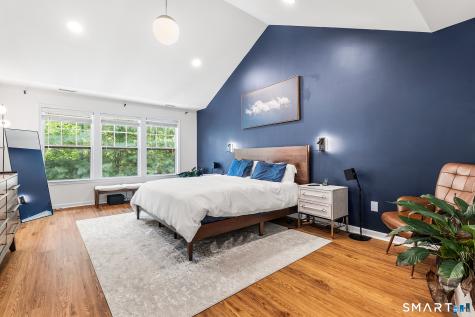 9 Bristol Terrace Danbury CT 06810