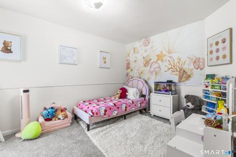 9 Bristol Terrace Danbury CT 06810