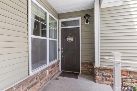 9 Bristol Terrace Danbury CT 06810