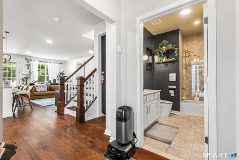9 Bristol Terrace Danbury CT 06810