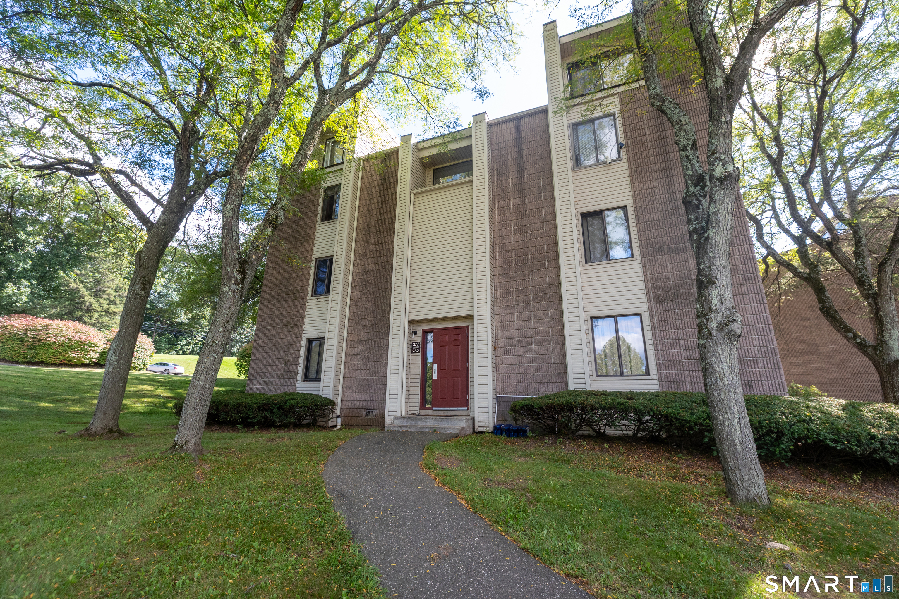 281 Burgundy Hill Lane Middletown CT 06457