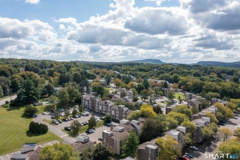 281 Burgundy Hill Lane Middletown CT 06457