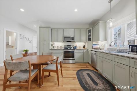 14 Essex Glen Drive Essex CT 06426