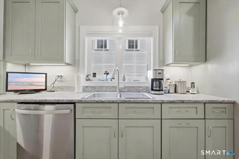14 Essex Glen Drive Essex CT 06426