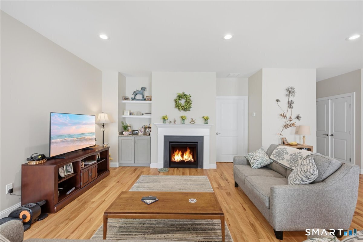 14 Essex Glen Drive Essex CT 06426