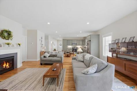 14 Essex Glen Drive Essex CT 06426