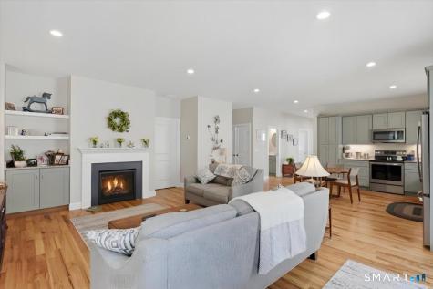 14 Essex Glen Drive Essex CT 06426