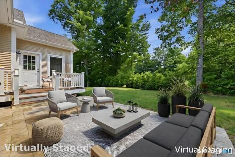 14 Essex Glen Drive Essex CT 06426