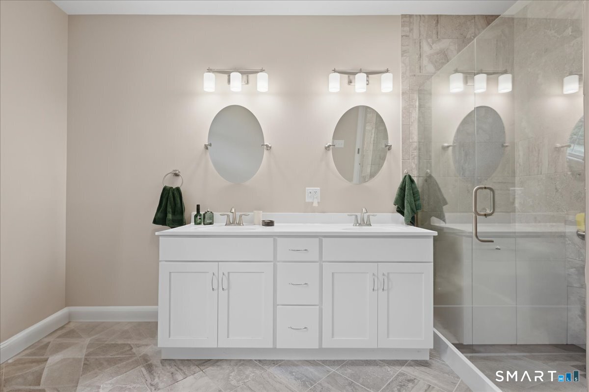 14 Essex Glen Drive Essex CT 06426