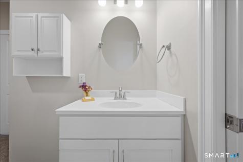 14 Essex Glen Drive Essex CT 06426