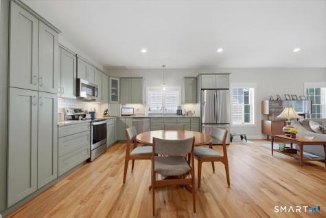 14 Essex Glen Drive Essex CT 06426