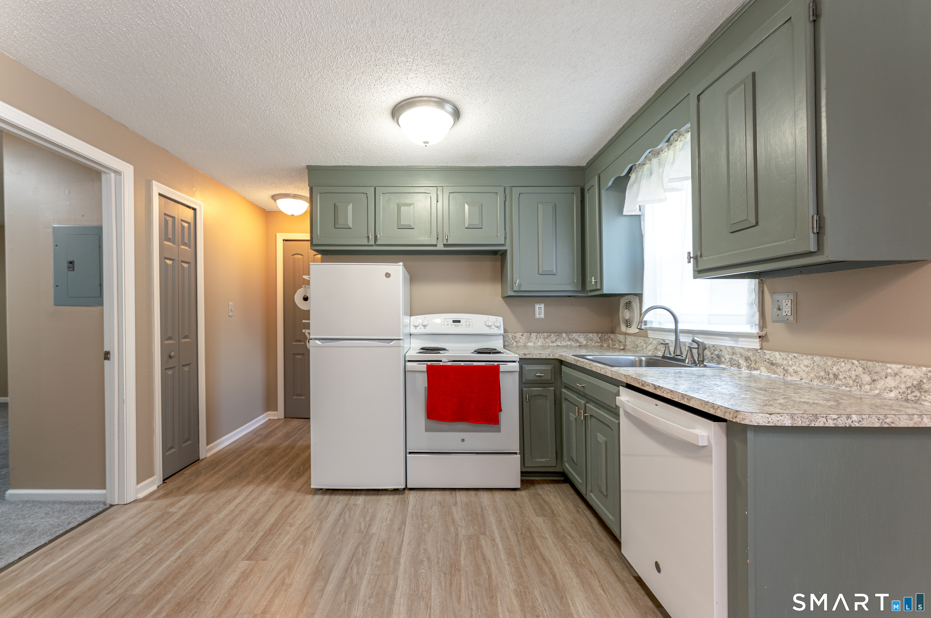 201 Regan Road Vernon CT 06066