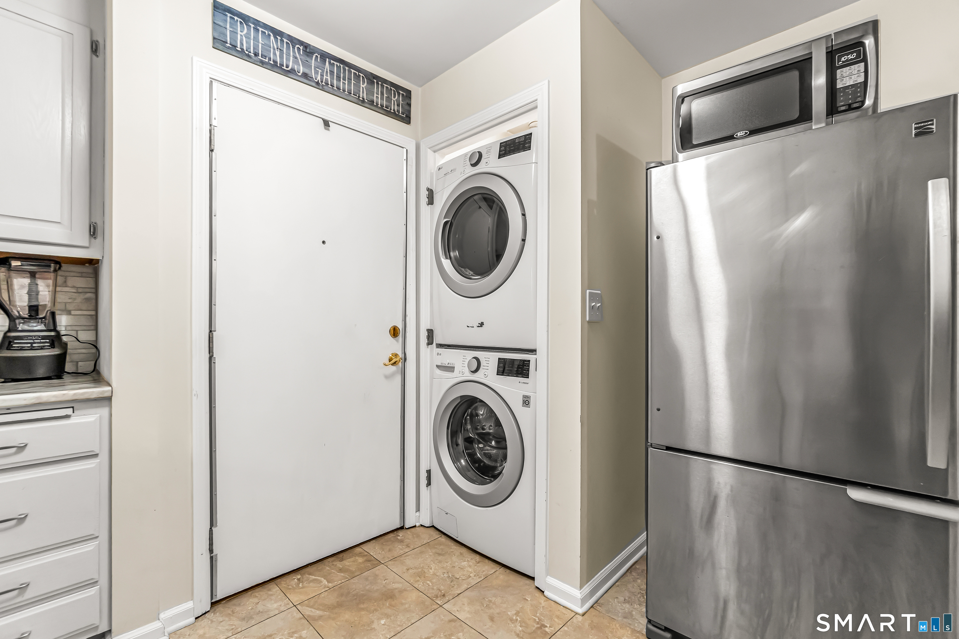 462 Glendale Avenue Bridgeport CT 06606