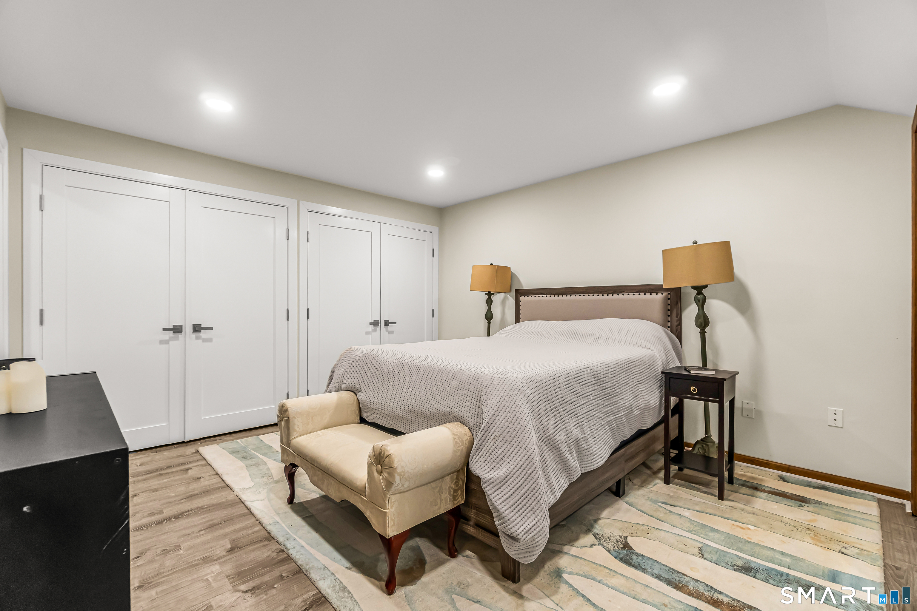 462 Glendale Avenue Bridgeport CT 06606