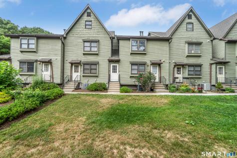 462 Glendale Avenue Bridgeport CT 06606
