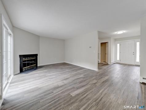 41 Tamarack Drive Bloomfield CT 06002