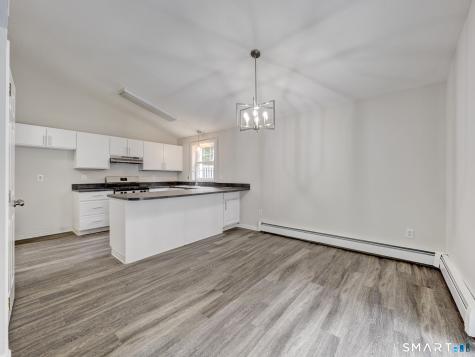 41 Tamarack Drive Bloomfield CT 06002
