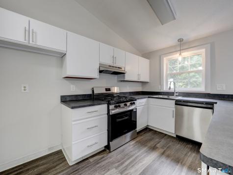 41 Tamarack Drive Bloomfield CT 06002