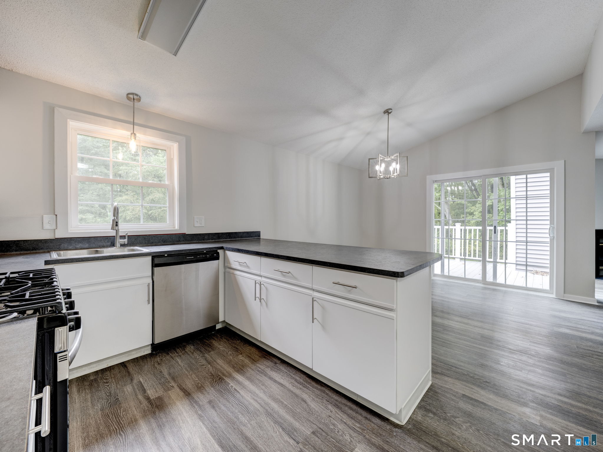 41 Tamarack Drive Bloomfield CT 06002
