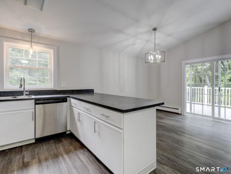 41 Tamarack Drive Bloomfield CT 06002