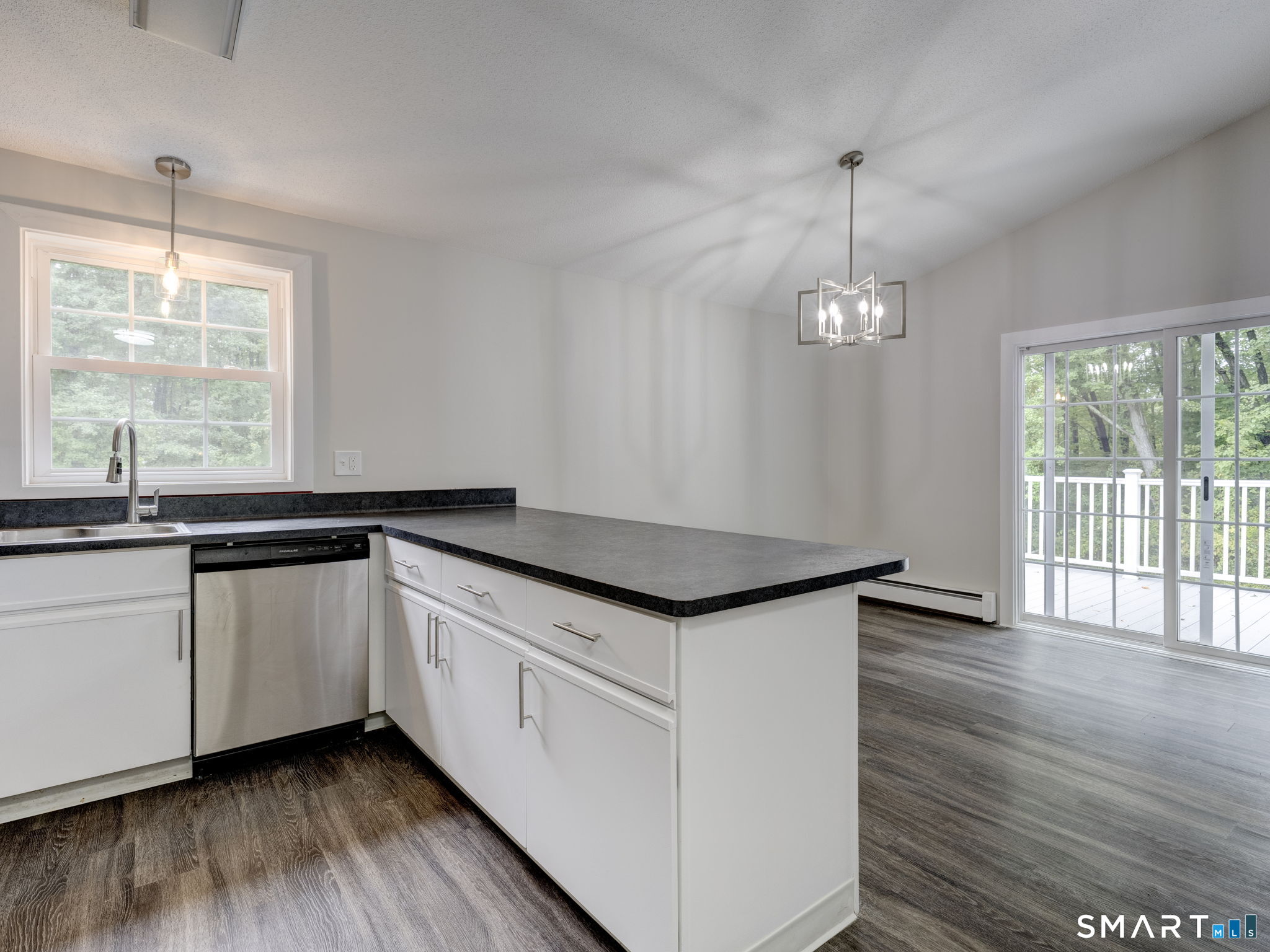 41 Tamarack Drive Bloomfield CT 06002
