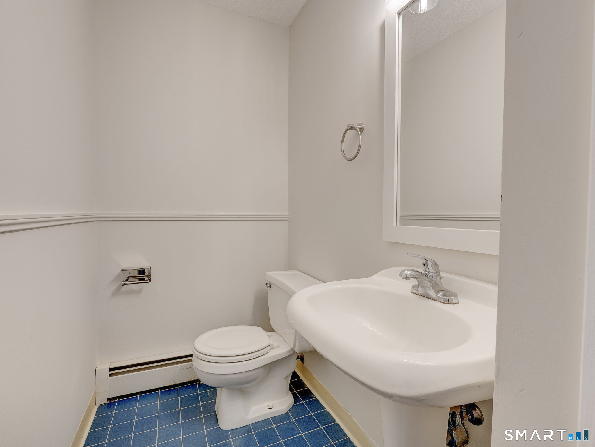 41 Tamarack Drive Bloomfield CT 06002