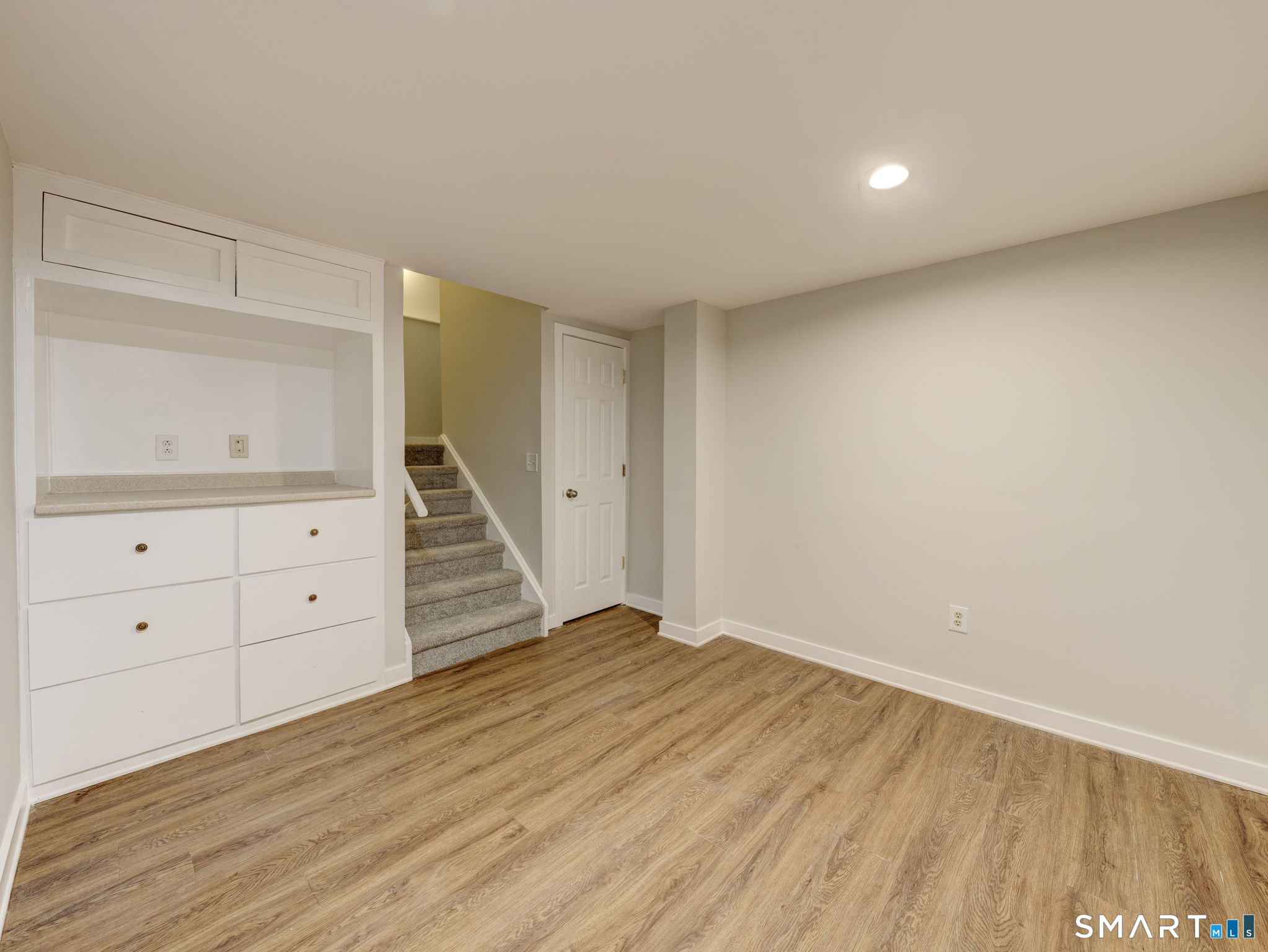 41 Tamarack Drive Bloomfield CT 06002