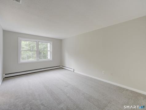 41 Tamarack Drive Bloomfield CT 06002