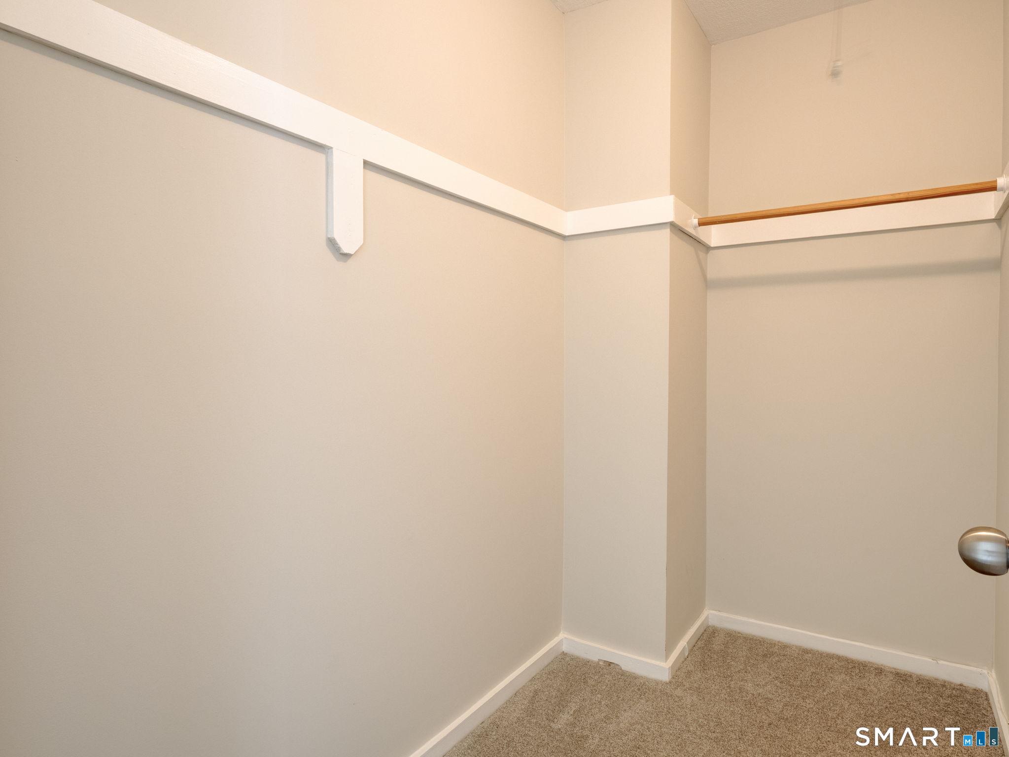 41 Tamarack Drive Bloomfield CT 06002