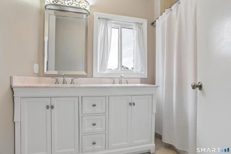 70 Montoya Drive Branford CT 06405