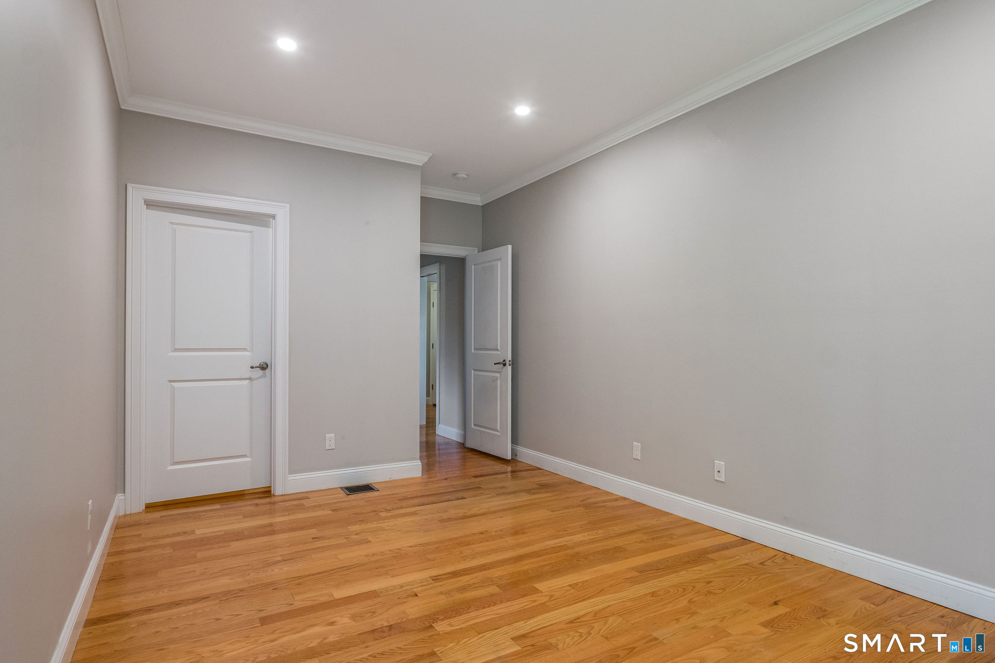 67 Boston Post Road Madison CT 06443