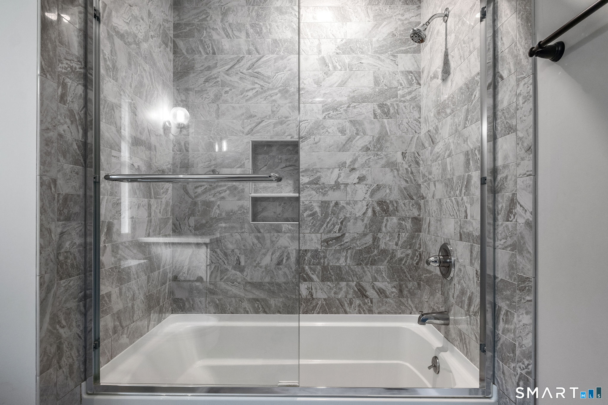 67 Boston Post Road Madison CT 06443
