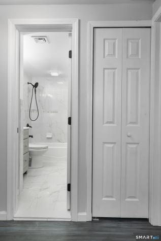 12 Kings Wood Manor Shelton CT 06484