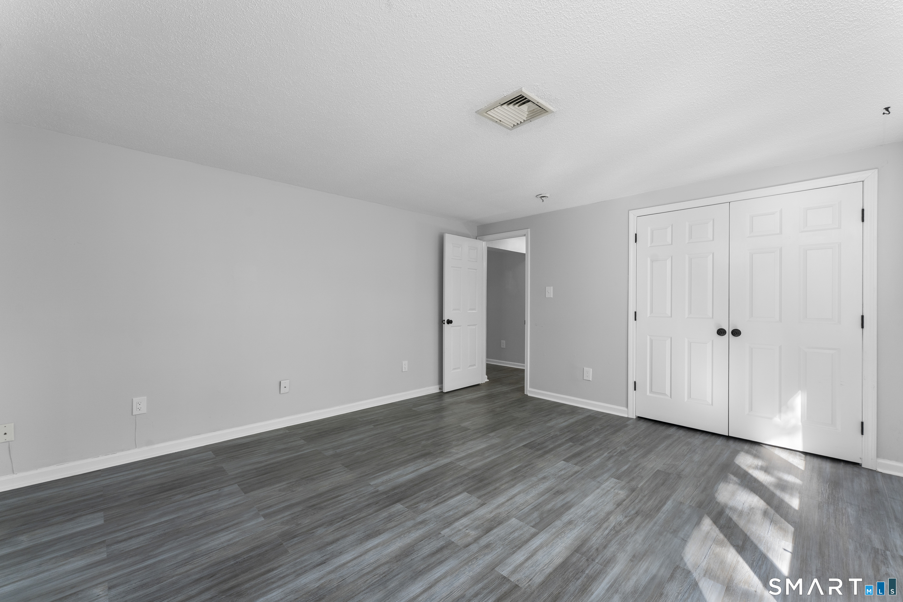 12 Kings Wood Manor Shelton CT 06484