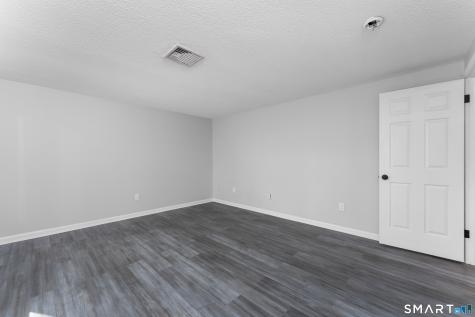 12 Kings Wood Manor Shelton CT 06484